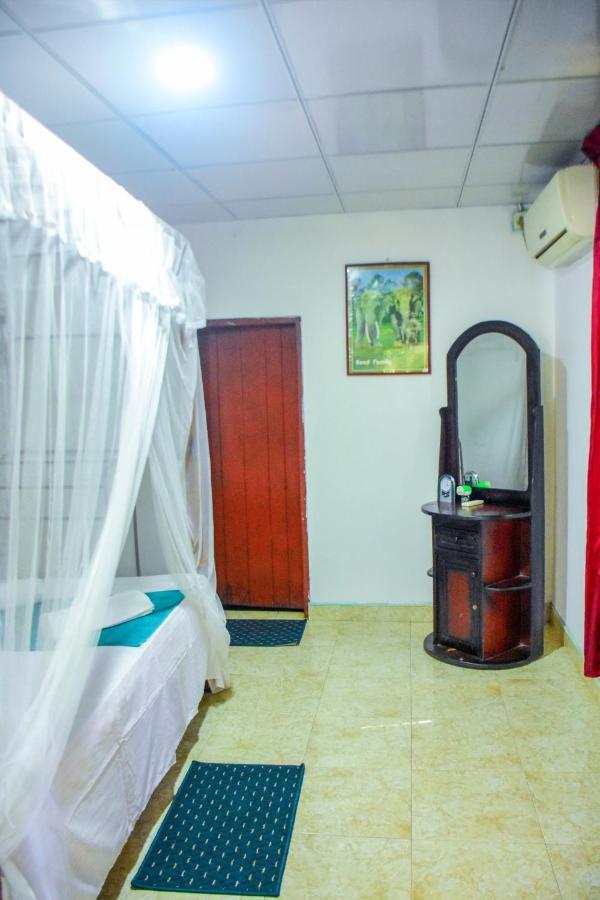 Relax Guest House Дамбула Екстериор снимка